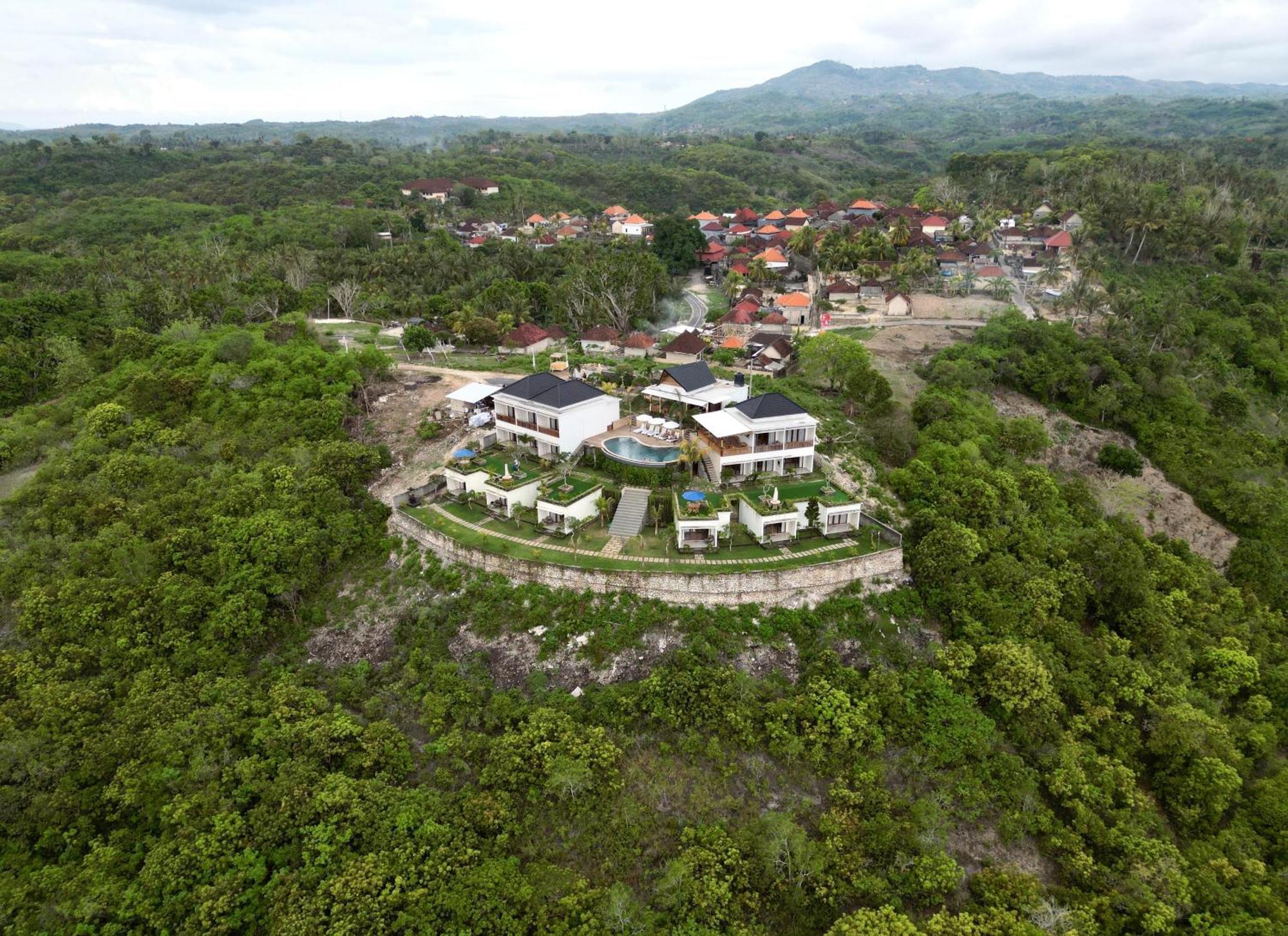 Kelingking Parama Resort Batumadeg Exterior photo